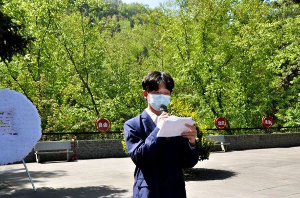 信息工程系“緬懷革命先烈、傳承紅色基因、爭(zhēng)做報(bào)國(guó)青年”黨史學(xué)習(xí)教育團(tuán)日活動(dòng)