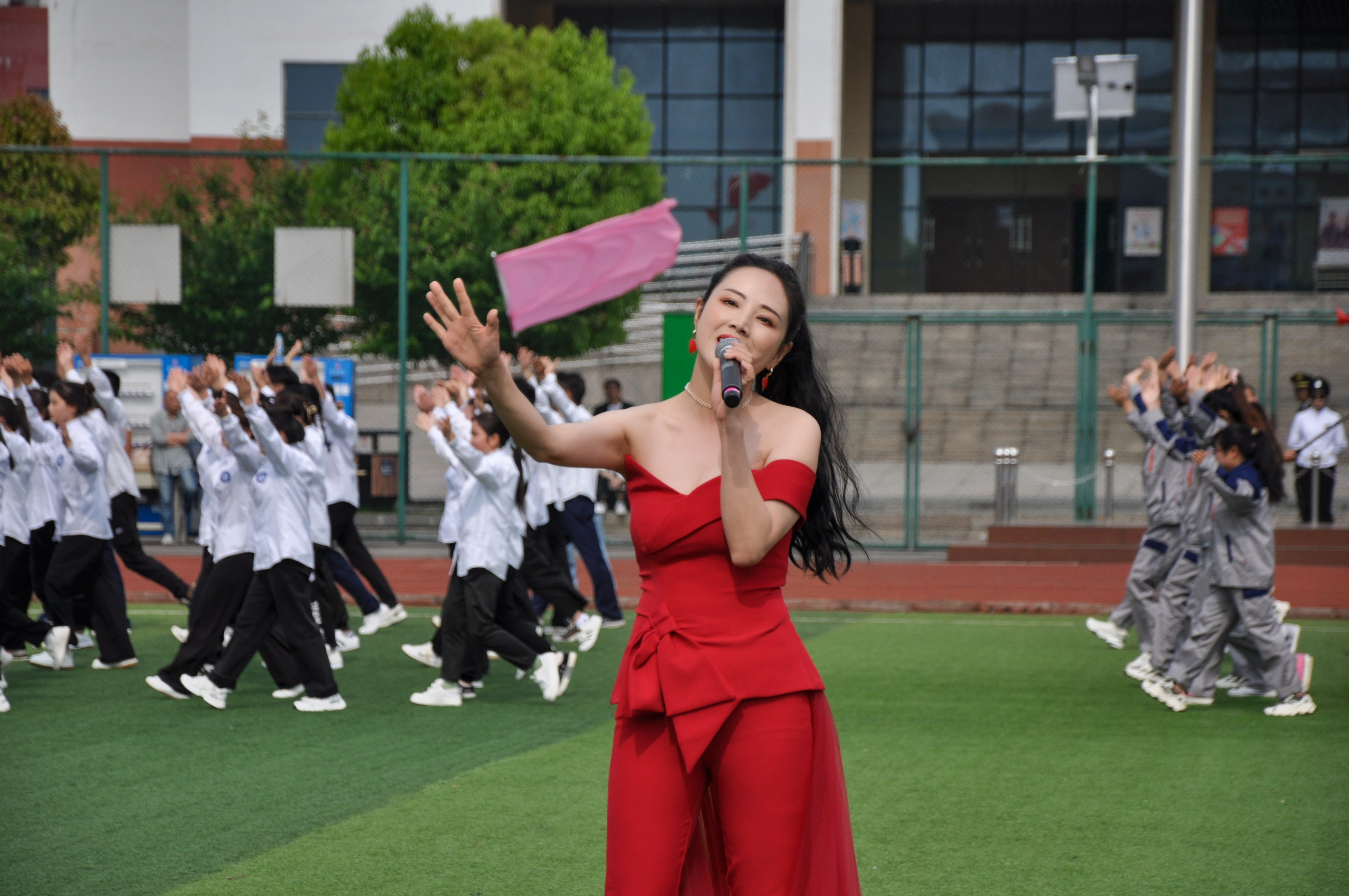 第二屆校園文化藝術(shù)節(jié)、第三屆田徑運(yùn)動(dòng)會(huì)開幕式