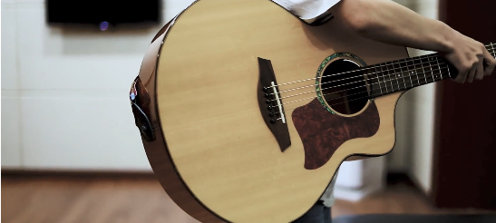 大家期待已久的第二屆校園十佳歌手大賽即將開(kāi)始，我們不見(jiàn)不散！