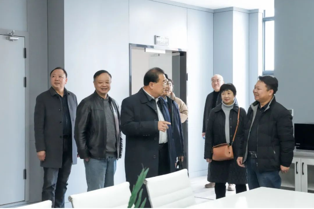 畢節(jié)市老科學(xué)技術(shù)工作者協(xié)會一行赴我院考察調(diào)研