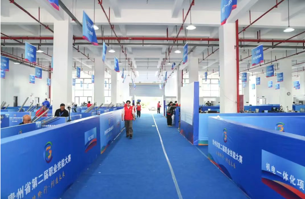 精彩紛呈！畢節(jié)工業(yè)職業(yè)技術(shù)學(xué)院賽區(qū)16項(xiàng)賽事正式開賽，青春與技能在這里交織！